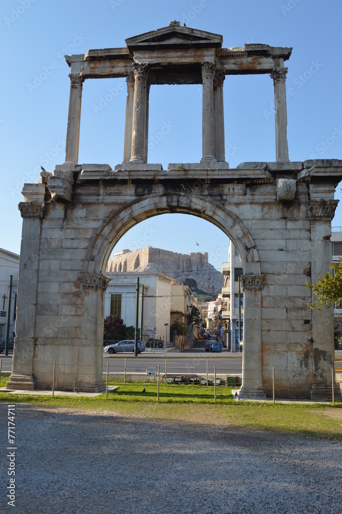 Fototapeta premium hadrian arch with the athens acropolis background