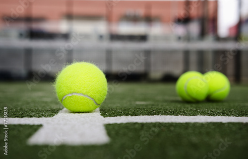 Isolated in court paddle tennis balls © FotoAndalucia