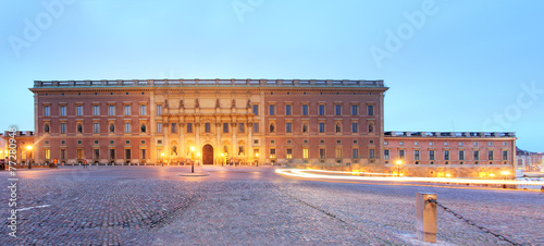 Photography Swedish royal palace in Stockholm at night