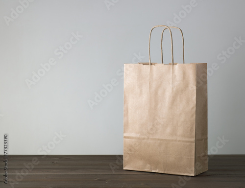 disposable bag of kraft paper