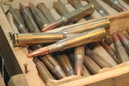 Fototapet Box of ammunition