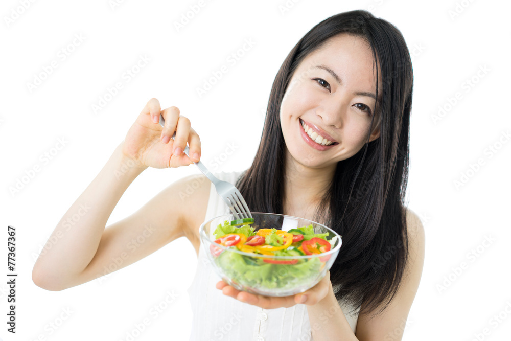 サラダを食べる女性 サラダを食べる女性