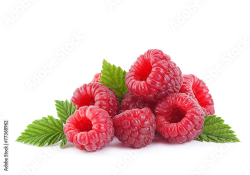 Obraz na plátně Raspberry fruit with leaf