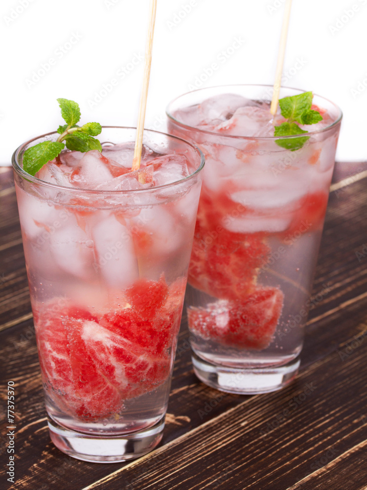 Grapefruit and Mint Mojito Grapefruit and Mint Mojito