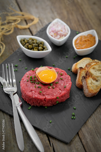 Billede på lærred steak tartare façon italienne 1