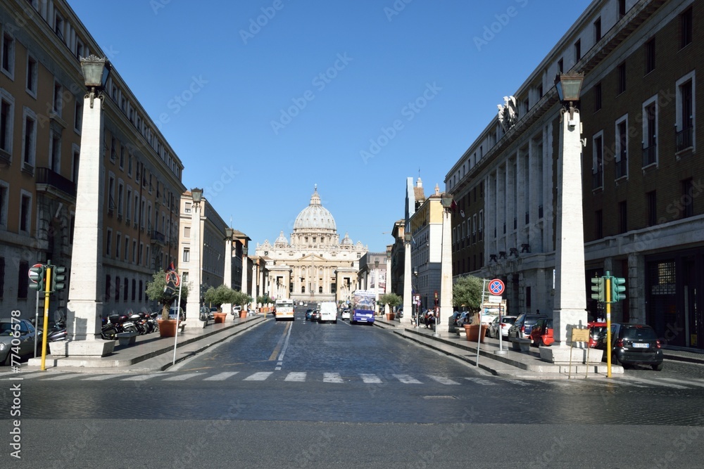 Via della Conciliazione führt zum Petersdom - Rom - Italien