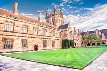 Fotobehang Australië Quadrant gebouw University of Sydney  © Aleksandar Todorovic