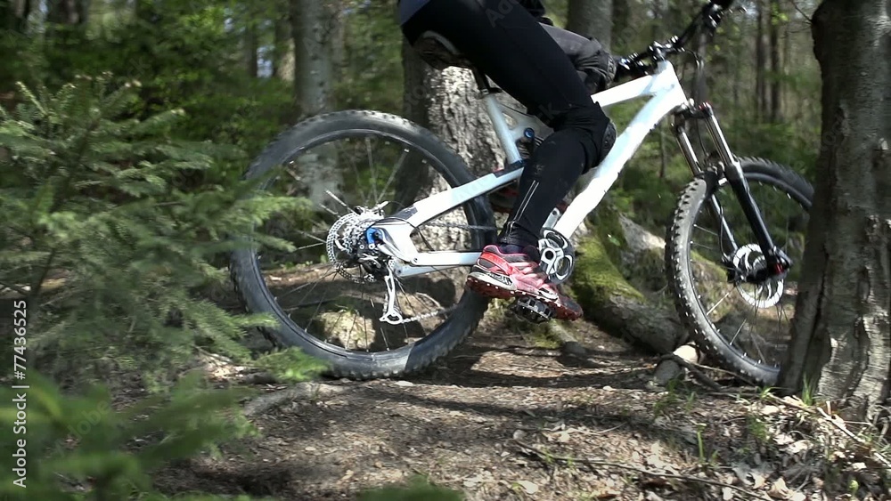 Downhill driver with full equipment Downhill driver with full equipment