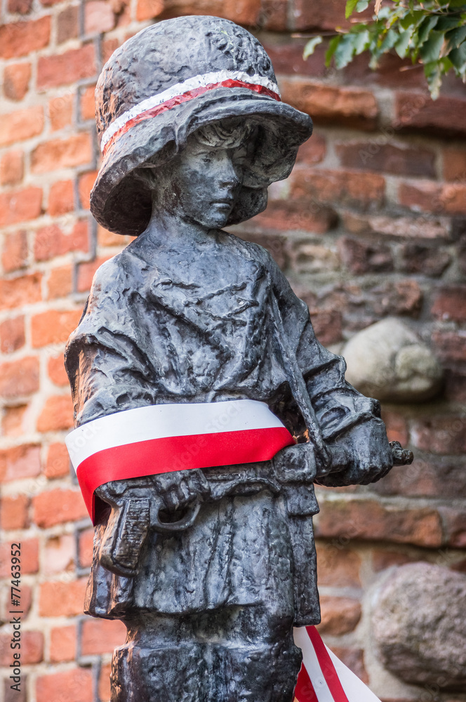 "Little Insurgent" statue in Warsaw, Poland - obrazy, fototapety, plakaty 
