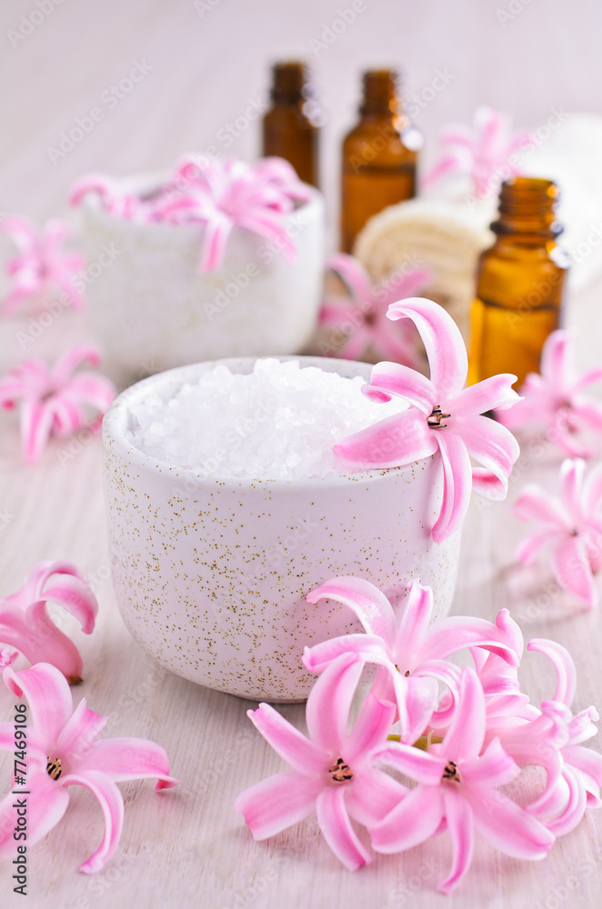 Aromatic salt. Pink flowers of the hyacinth.