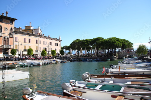 Desenzano, Porto Vecchio, Gardasee photo