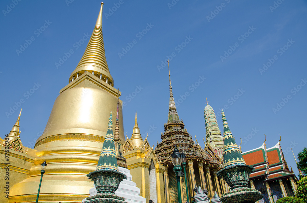 Fototapeta premium Pagoda d'oro, Bangkok, Thailand
