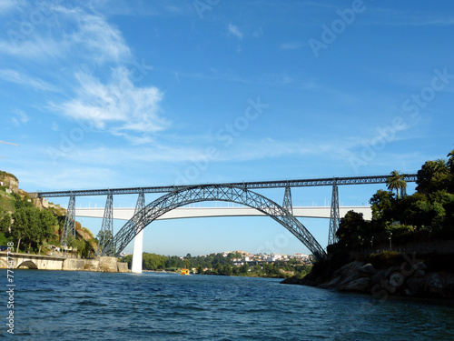 Bridges of Porto 2 © greatzanuda