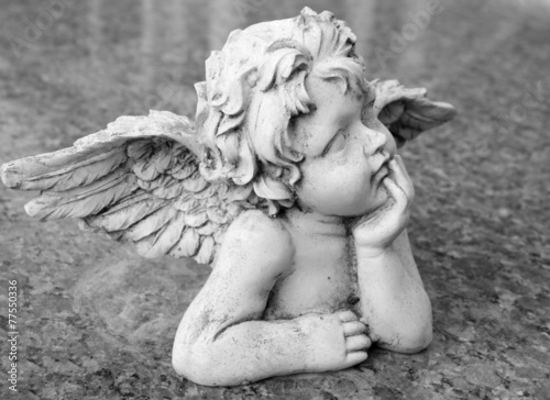 Fotografia lovely angelic figurine