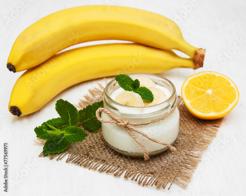 Banana with natural yoghurt