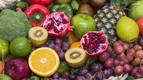 Fototapeta Naklejka Na Ścianę i Meble -  Fresh Fruit Grouped