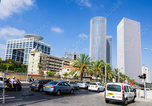 Building skyscrapers in Tel Aviv © Ido.itkin