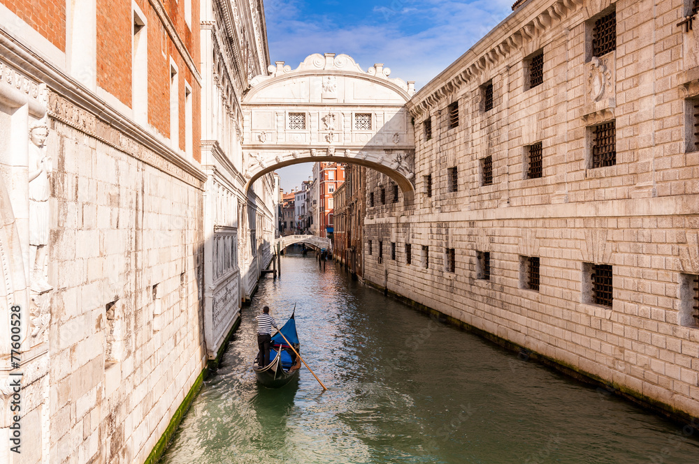 Fototapeta premium Pont des Soupirs à Venise en Vénétie, Italie