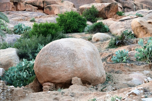 Tafraoute in imposanter Granitlandschaft - westlicher Antiatlas  photo