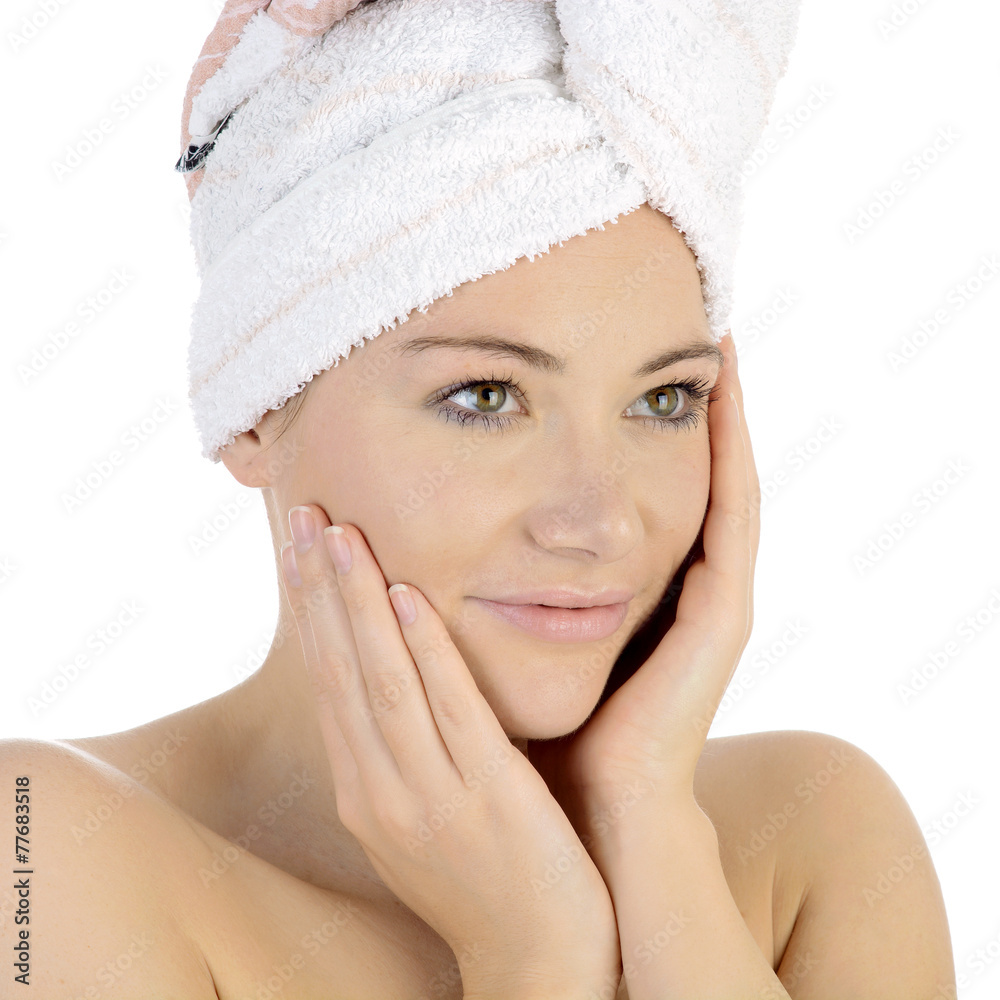 Frau entspannt nach Wellness, Sauna und Spa Frau entspannt nach Wellness, Sauna und Spa