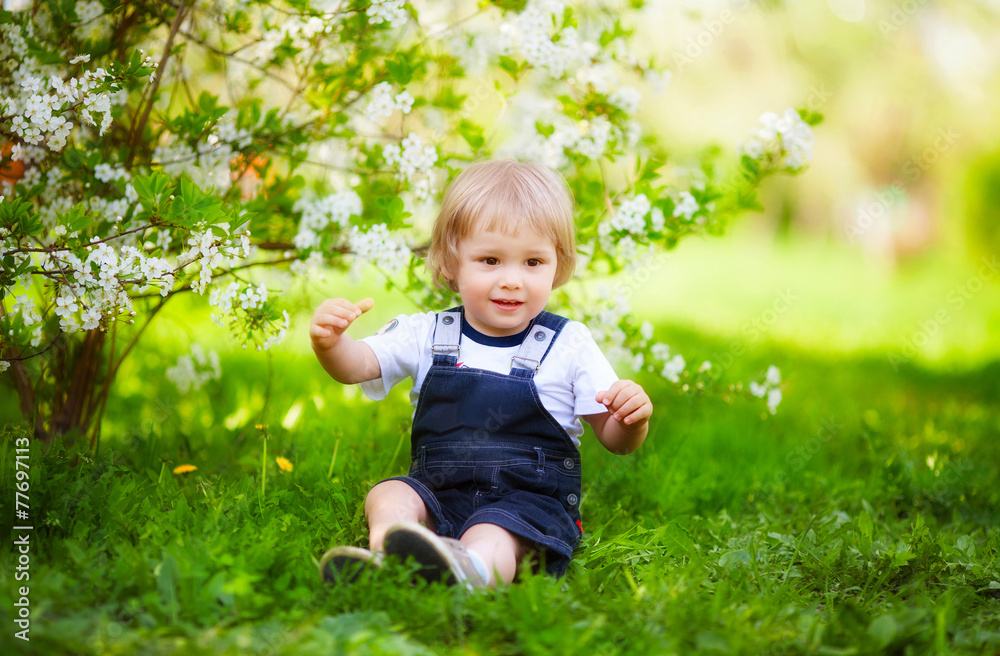 little boys spring portrait