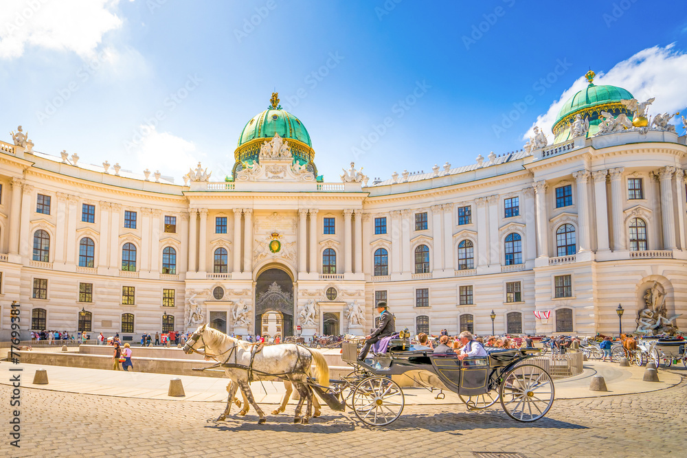 Fototapeta premium Stary Hofburg w Wiedniu