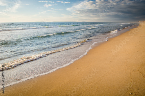 paisaje de playa desierta sin objetos ni personas