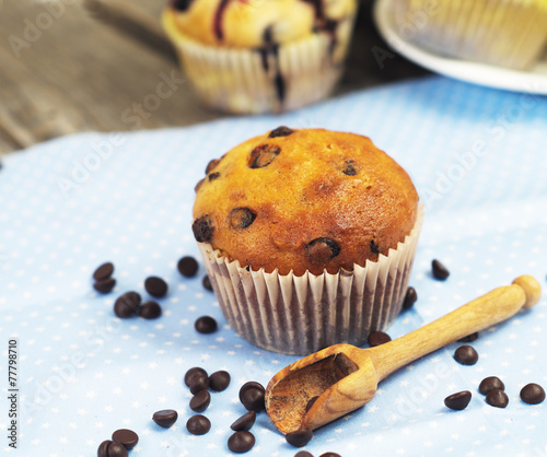 Muffins with pieces of chocolate