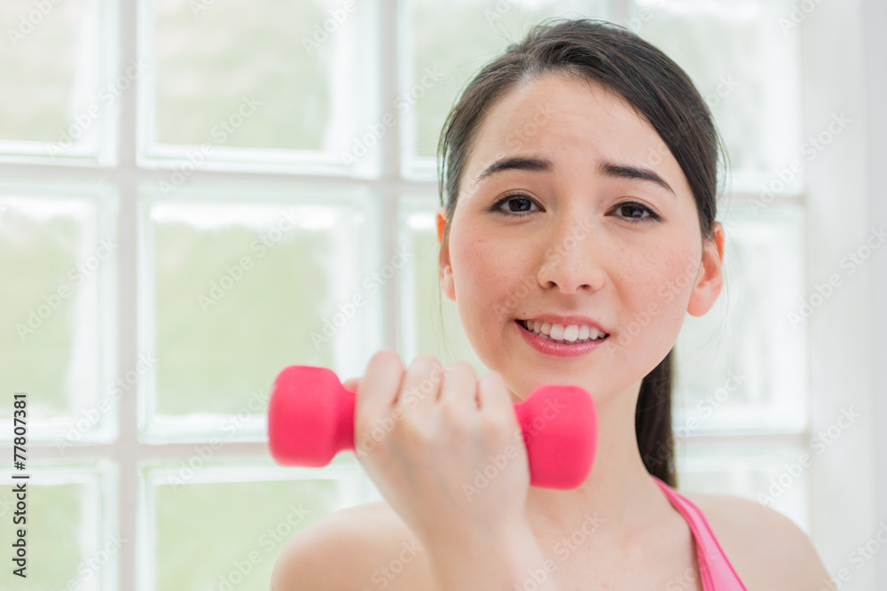 スポーツをする女性