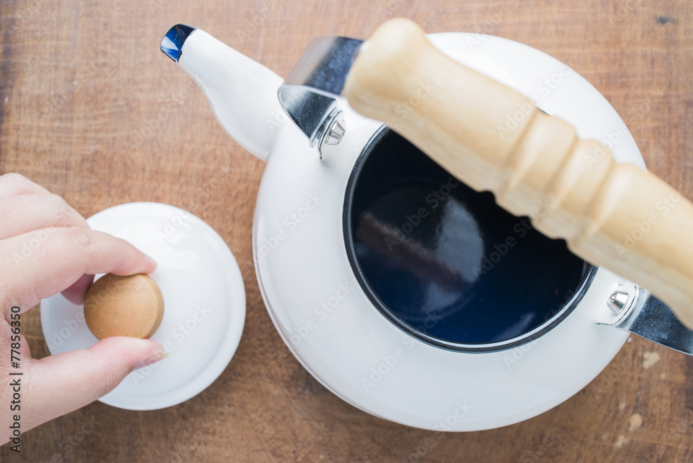 Naklejka premium Kitchen utensils kettle