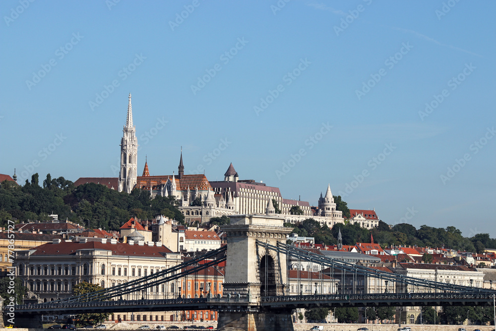 Fototapeta premium Budapest Chain bridge and Fisherman's bastion