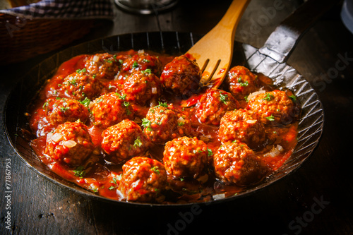 Delicious meatballs in a spicy tomato sauce