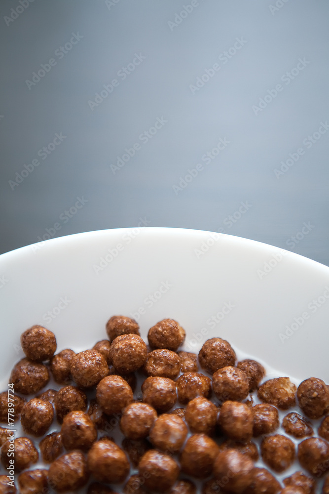 Obraz premium Granola. Corn balls with milk. Dietary food. 
