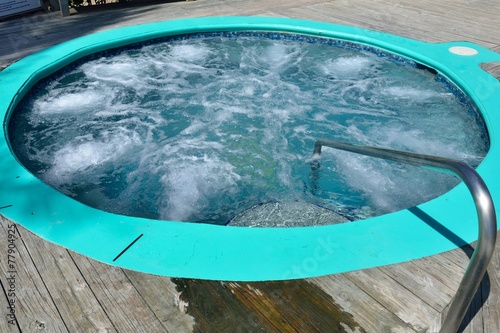 Outdoor Hot tub © pauws99