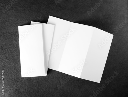 blank white folding paper flyer © fontgraf