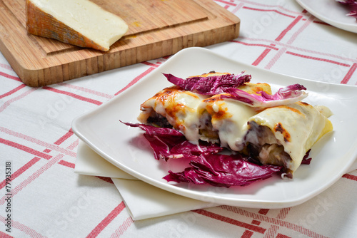 Cannelloni with radicchio and Taleggio cheese fondue