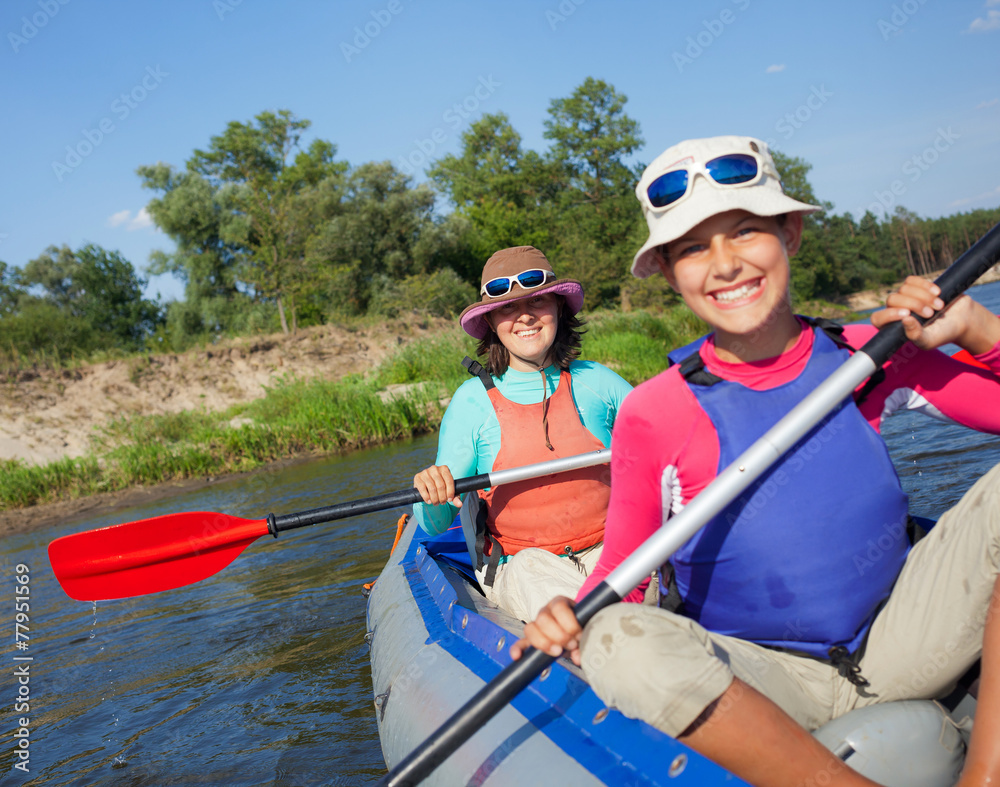 Obraz premium Woman kayaking