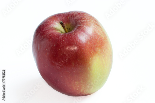 Pommes Braeburn sur fond blanc