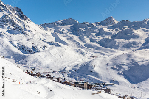 Val Thorens ski resort photo