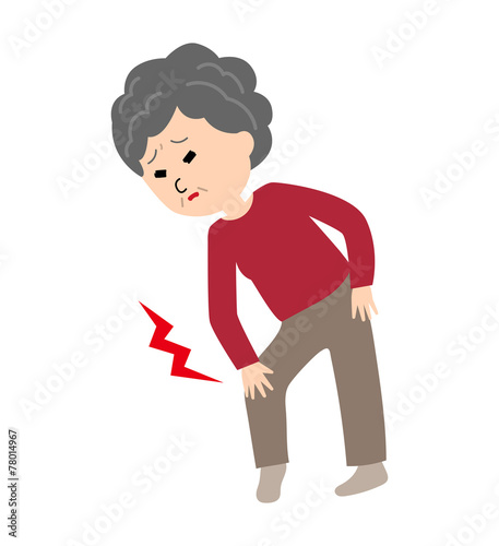 An elderly woman suffering from a knee pain