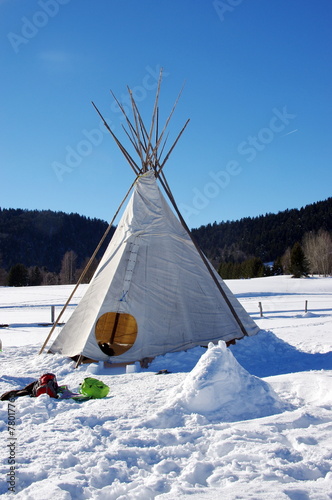 tipi -plateau de nordique de la féclaz-savoie photo