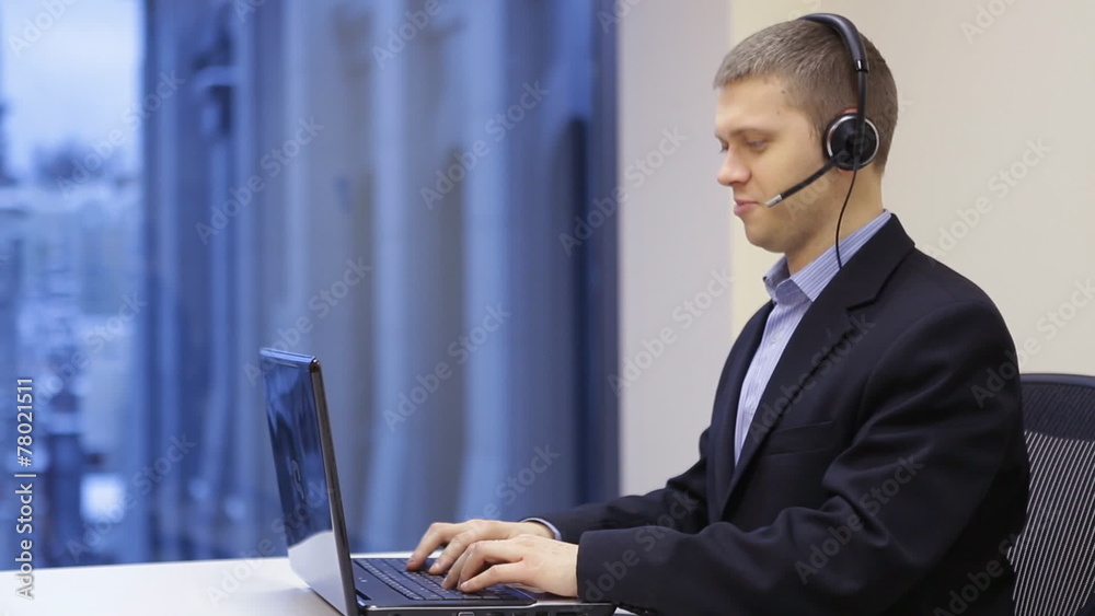 Operator in the call center Operator in the call center