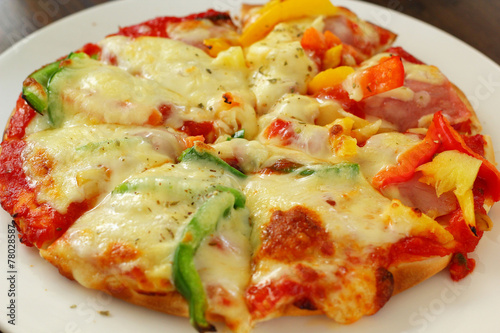 Italian pizza ham cheese and pepper