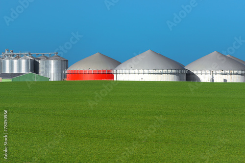 XXX Landwirtschaftliche Biogasanlage 8220