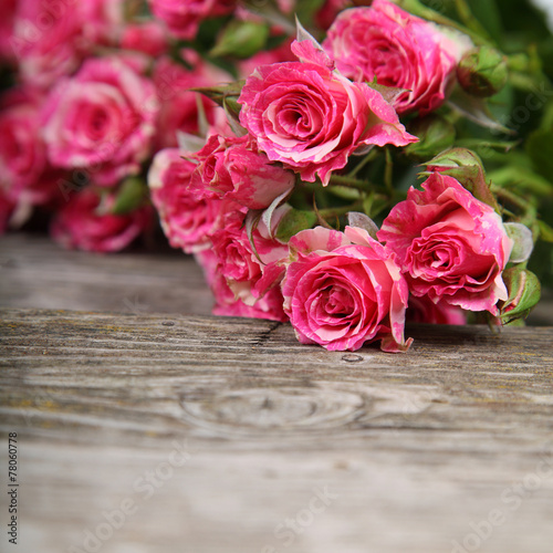 Bouquet of pink roses