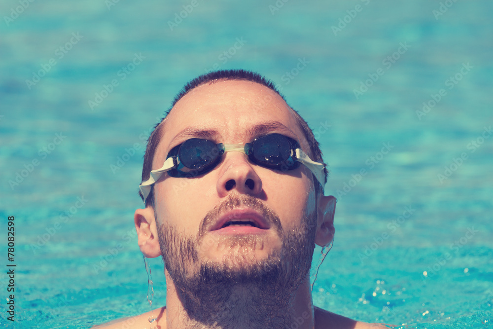 Fototapeta premium Slim sportsman swimming.