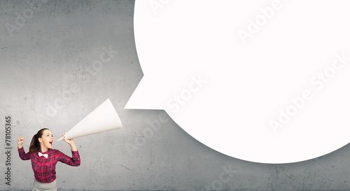 фотографія Woman announcing something