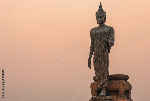 Buddha statue photo