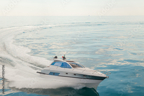 motor boat photo