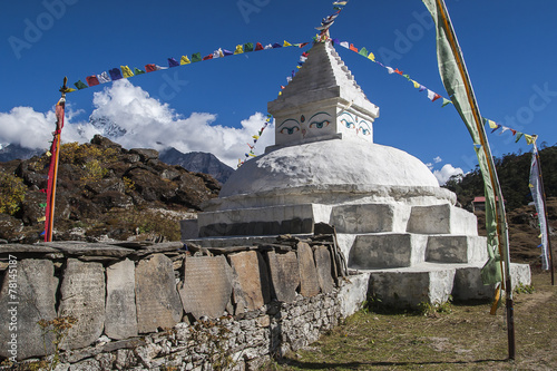 Stupa in  Khunde photo